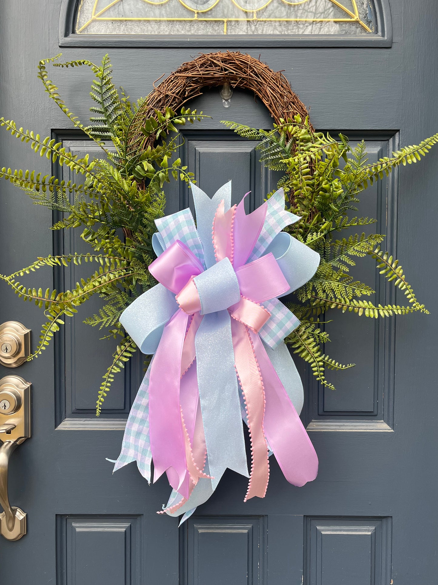 Oval Twig Wreath with Mixed Ferns